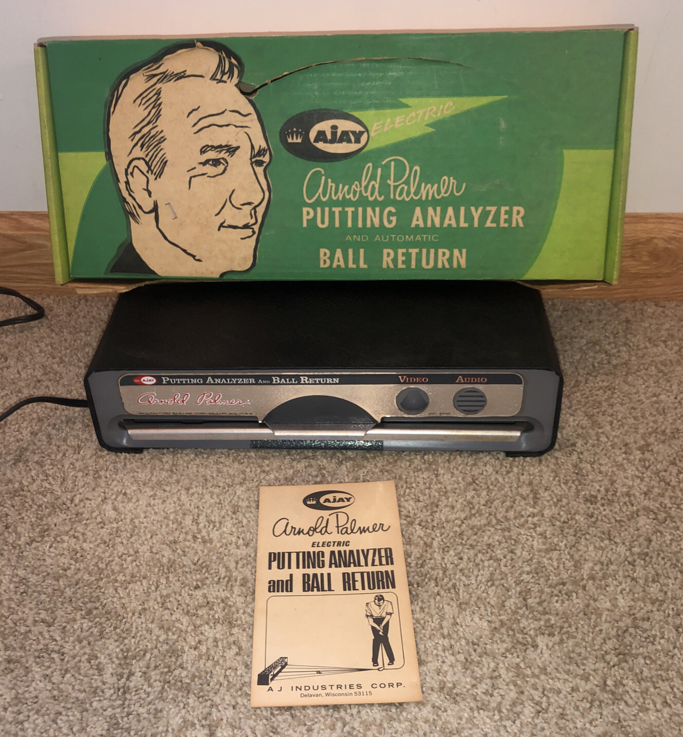 Arnold Palmer Golf Putting Analyzer with Ball Return Made by Ajay in