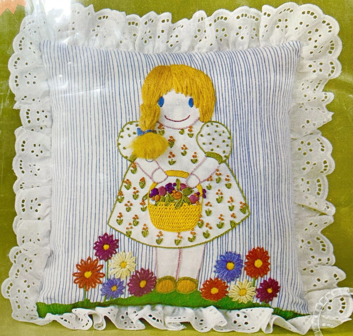 Kit de broderie Crewel vintage par divers designers Dimensions