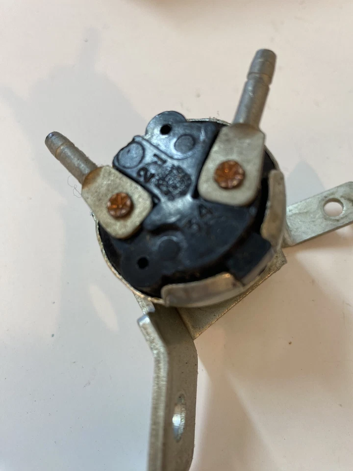 Interruptor de lámpara de respaldo Pontiac Chieftain STD transmisión manual 988550 NOS 1956-1957 Foto 4 de 4