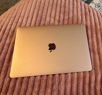 Apple MacBook Air 13'' (2020) Intel Core i5 1.8GHz 8GB 128GB SSD Gold