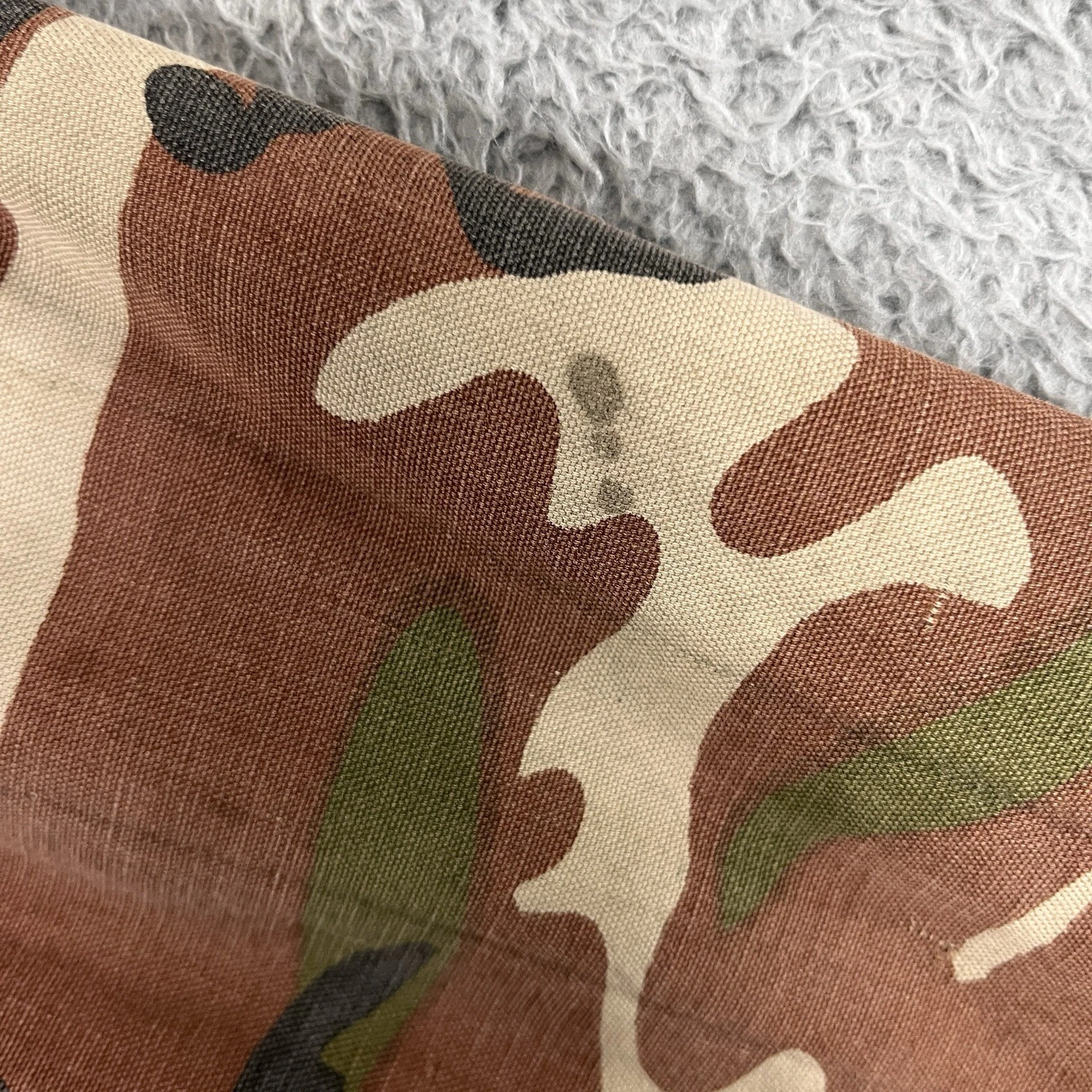 VTG Woodland Camo Quilted Work Jacket Hunting Streetwear Thrashed *Broken Zipper - product detail image 16