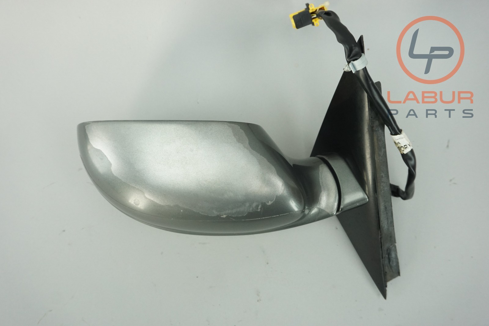 M139 05-08 Maserati Quattroporte Front Right Door Side Rear View Mirror Gray 770