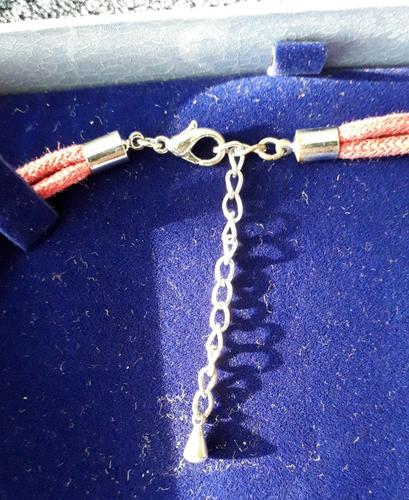 🦋 Enamelled Butterfly Pendant Necklace ~ Boxed - Picture 6 of 12