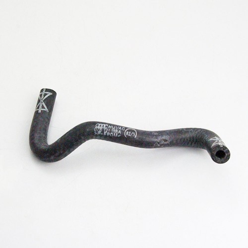 Engine Coolant Hose for AUDI A4 A6 VW VOLKSWAGEN Passat GL GLS GLX 078