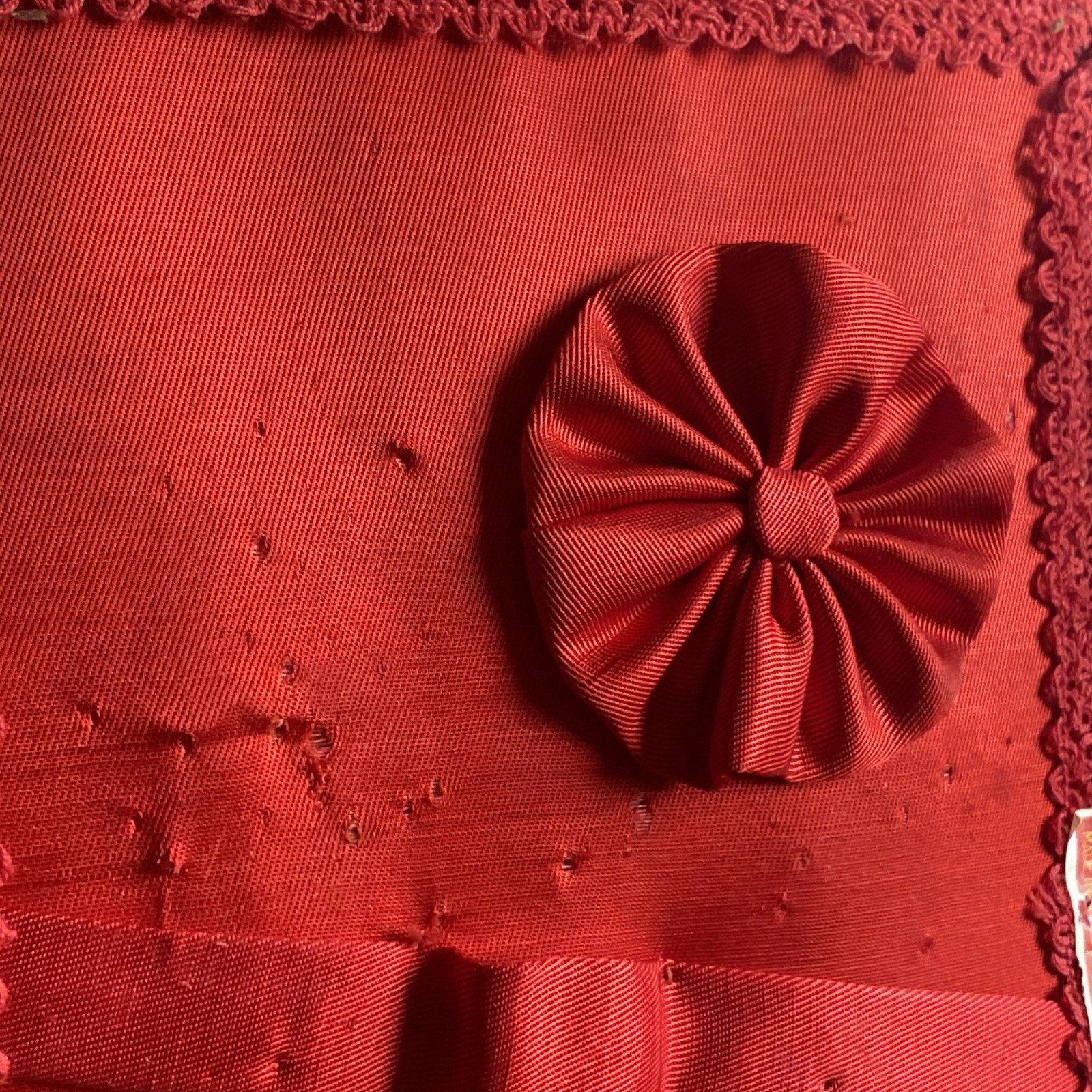 Vintage Sewing Basket (Used)