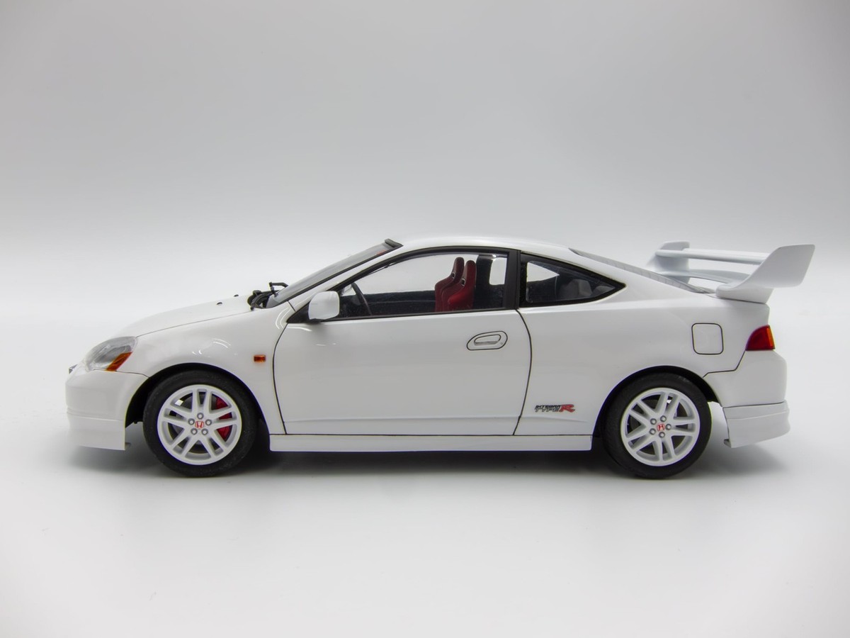 Fujimi ‎ID-302 Honda Integra Type R DC5 Special Edition 1/24