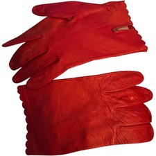 Miss Aris Mid Century Modern Vintage Red Leather Scalloped Edge Gloves, Size 7.5