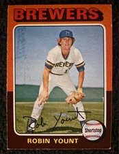 Robin Yount Rookie Card 1975 Topps #223 Well Centered Baseball Hall of Famer RC