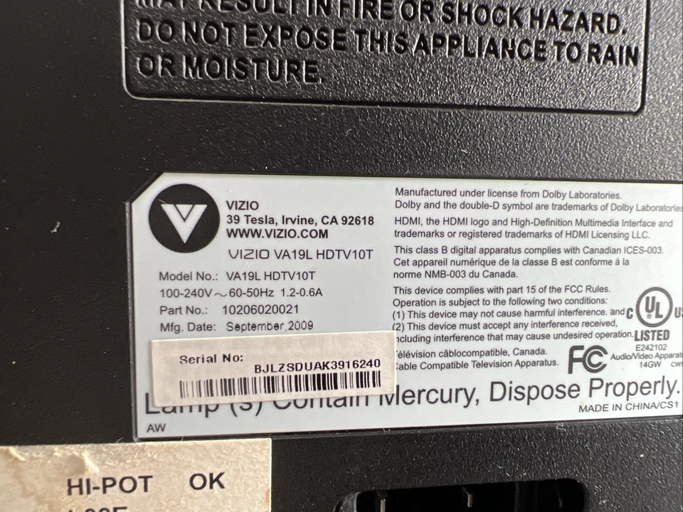 Vizio VA19L HDTV10T 19" 720p HD LCD TV Black SMALL GAMING WORKS - NO REMOTE - Image 4 of 4