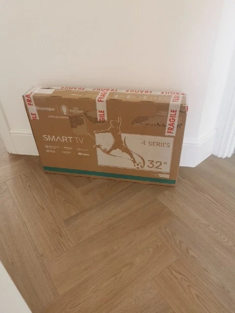 Hisense A4 32 inch Smart HD Ready LED TV 32A4NTUK - Image 2 of 3