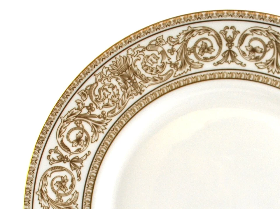 Royal Doulton Sovereign Salad or Luncheon Plate H4973 Vintage - Image 4 of 4