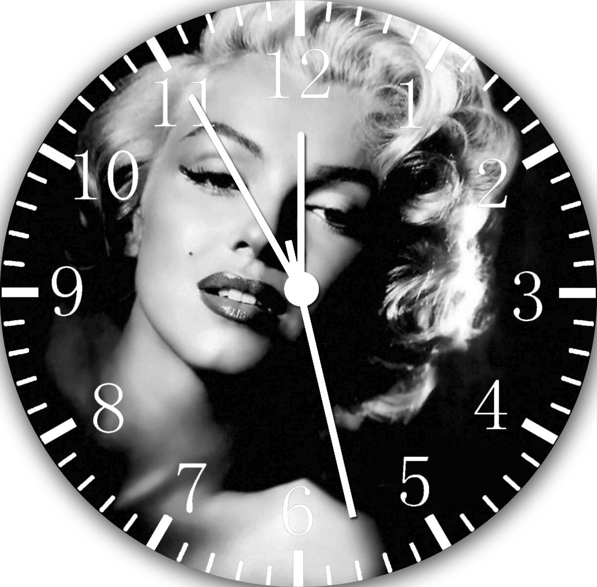 Marilyn Monroe Wall Clock E369 Personalized option with adding names