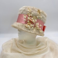 Vintage 40  s Woman's Cloche Bucket Hat, Ivory w/ Wide Pink Ribbon  Floral Spray