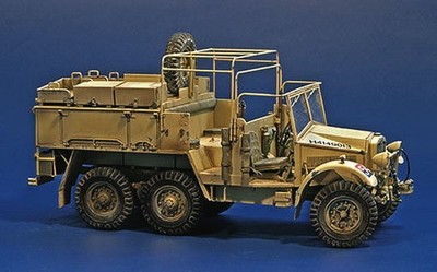 Plus Model 321 - 1:35 Resin Bausatz British Artillery Tractor CDSW 30-CWT