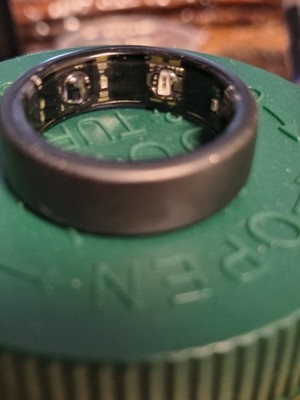 Oura Ring Gen 3 Heritage Black Size 13 with Charging Base