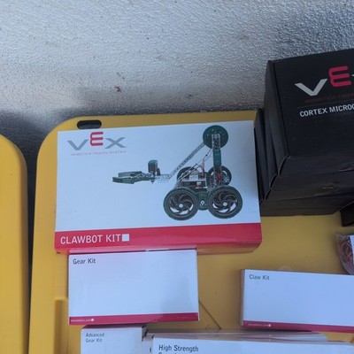 Vex Clawbot kit with other vex parts Lot , brand new in the box