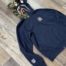 Felpa con cappuccio e zip intera BAPE × Medicom Toy BE@R Shark mimetica ORSO una scimmia da bagno taglia L