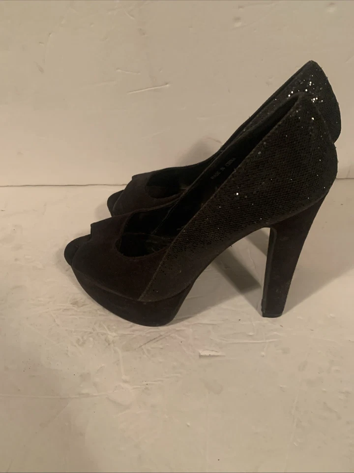 Forever 21 Vintage Años 90 Y2K Negro Brillo Peep Toe Plataforma Tacones Talla 7 Foto 3 de 4
