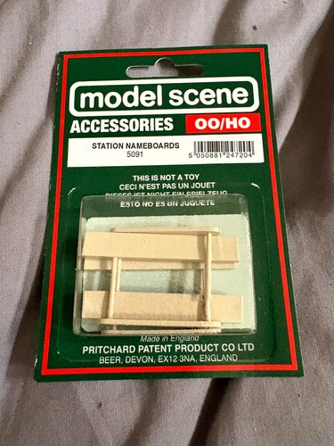 Placas de identificación de estación (x3) modelo escena 5091 | Zustand: New