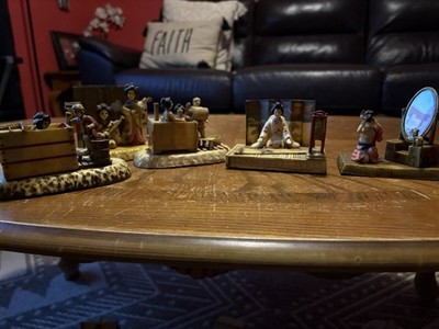 Small Vintage Asian Figurines Geishas Lot