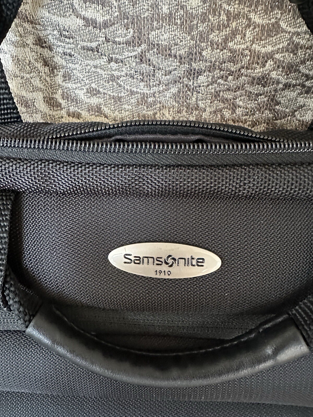 Samsonite Classic Leather Toploader Briefcase in … - image 8