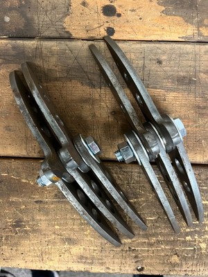 Heavy Duty Bear Claw Weld-On Hinges: Built-in Stops 1000 Gallon tank