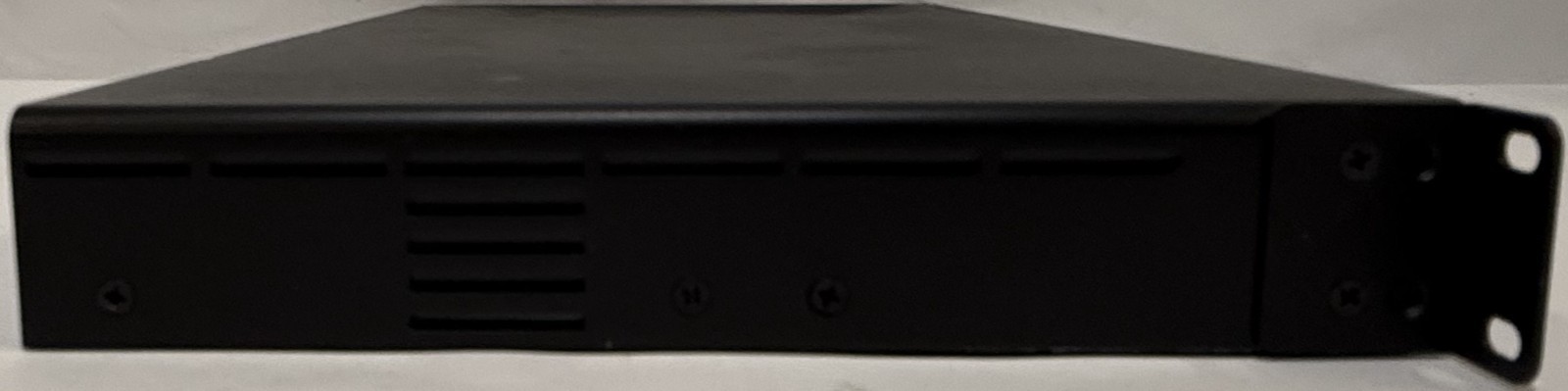 Atlona 4K/UHD HDMI to 8-Output HDBaseT Distribution Amplifier - AT-UHD-CAT-8