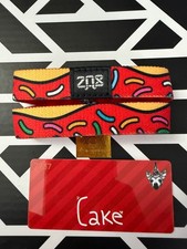 ZOX  CAKE 7237  SIZE MEDIUM NEW UNREDEEMED