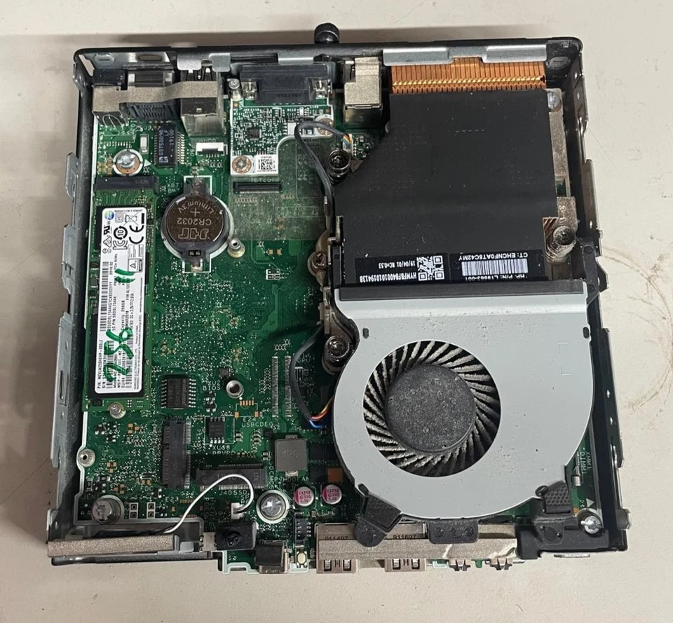 HP EliteDesk 800 G4 65W DM Mini PC - i3-8100 - 16GB RAM - 240GB SSD (OFFERS OK) - Image 3 of 4