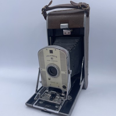 Polaroid Model 95 Folding Land Camera (Vintage c. 1948) w/ Leather