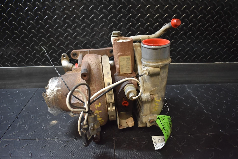 2011 - 2016 Chevy Silverado 2500HD Turbo for 6.6L V8 Trubo Diesel Engine 223K Foto 2 de 4