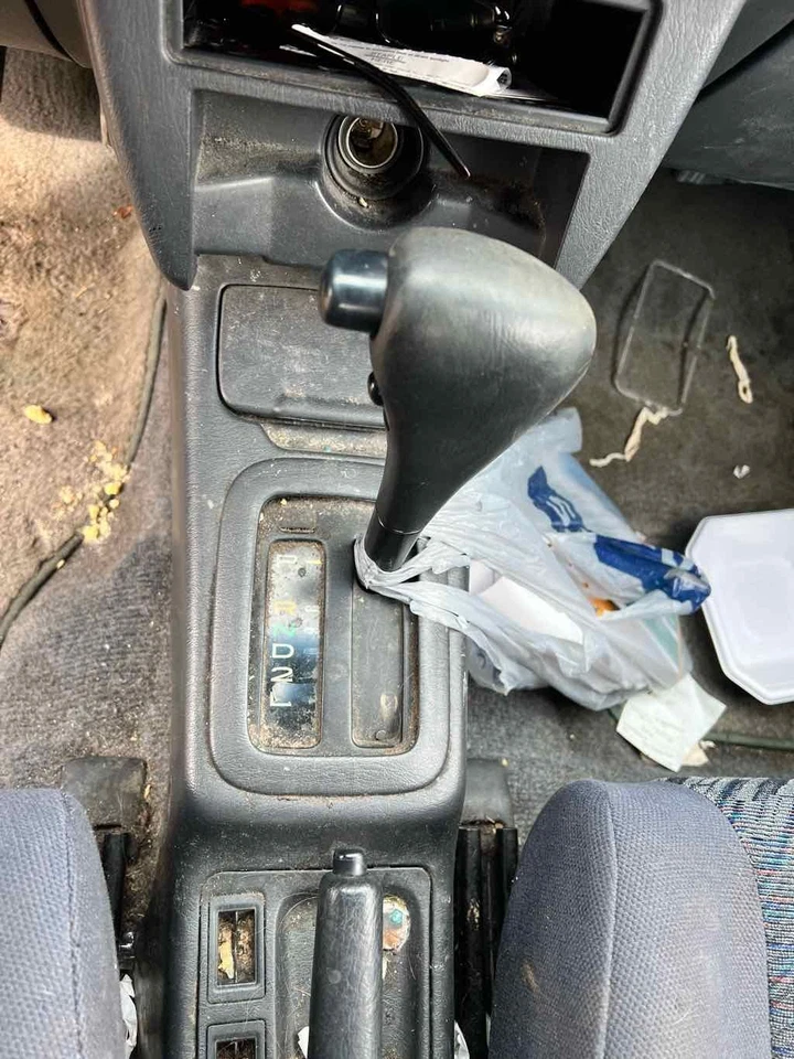 二手左门镜适合:1998 年丰田 Rav4 Power 4 Dr 左 A 级 — 第 2/4 张图片