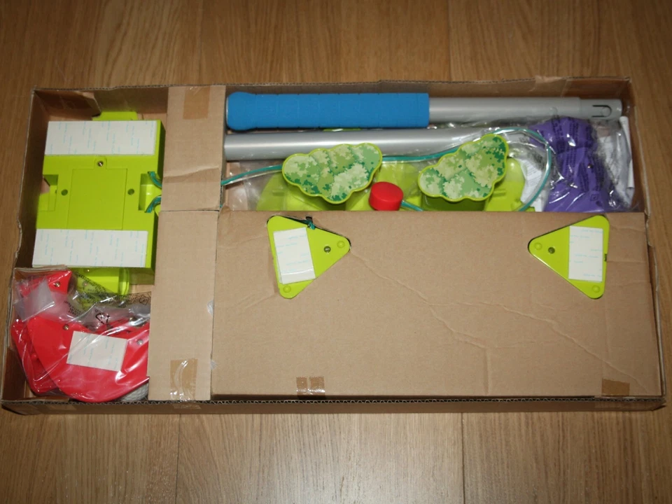 Talk Pro Golf Game - Indoor Gold Game - Vivid Imaginations - 2002 - Contents New - Image 2 of 4