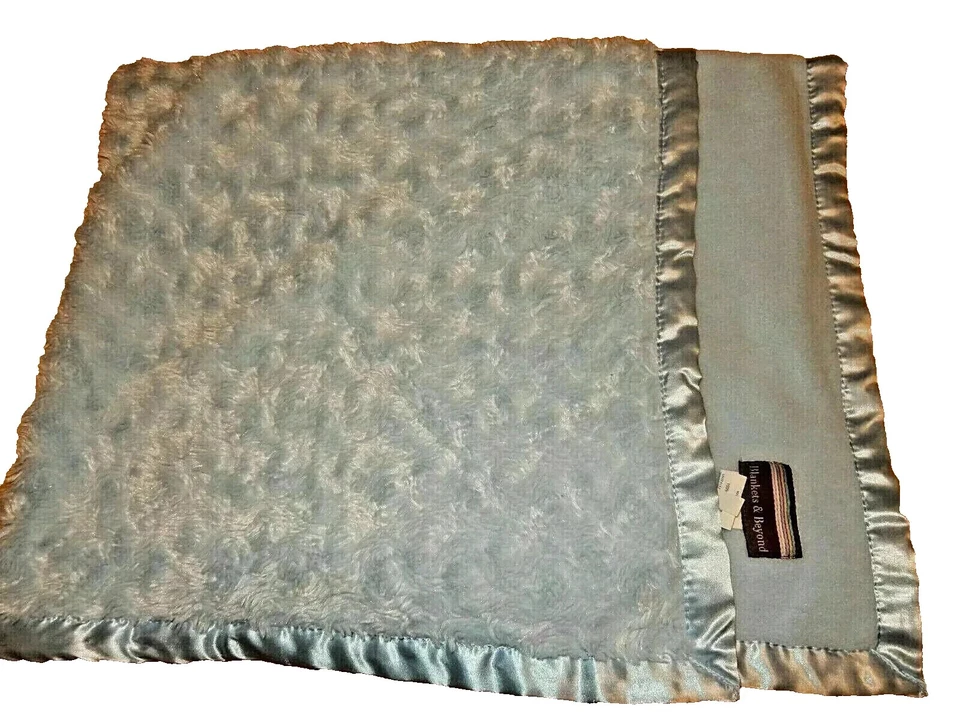 1C Blankets & Beyond Blue Plush Swirl Faux Fur Fleece Satin Baby Crib Blanket - Image 2 of 4