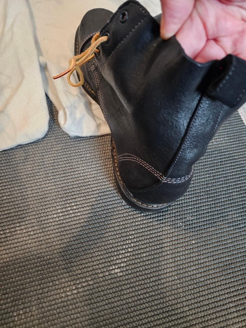 Allen Edmonds Men's 14D Normandy Cap Toe Boots Black Leather