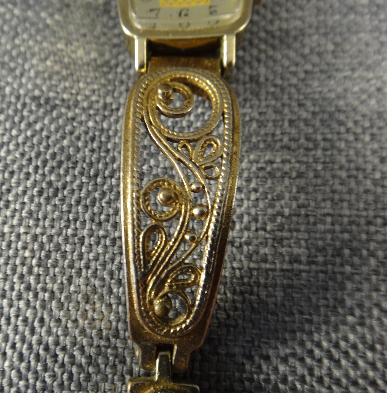 Vintage Chaika Women's Beauty  Watch Soviet Mechanical Serviced