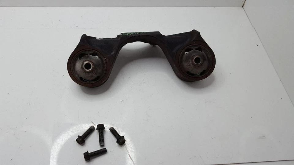 Soporte de montaje montaje diferencial trasero 2006 07 08 Suzuki Vitara Foto 2 de 4