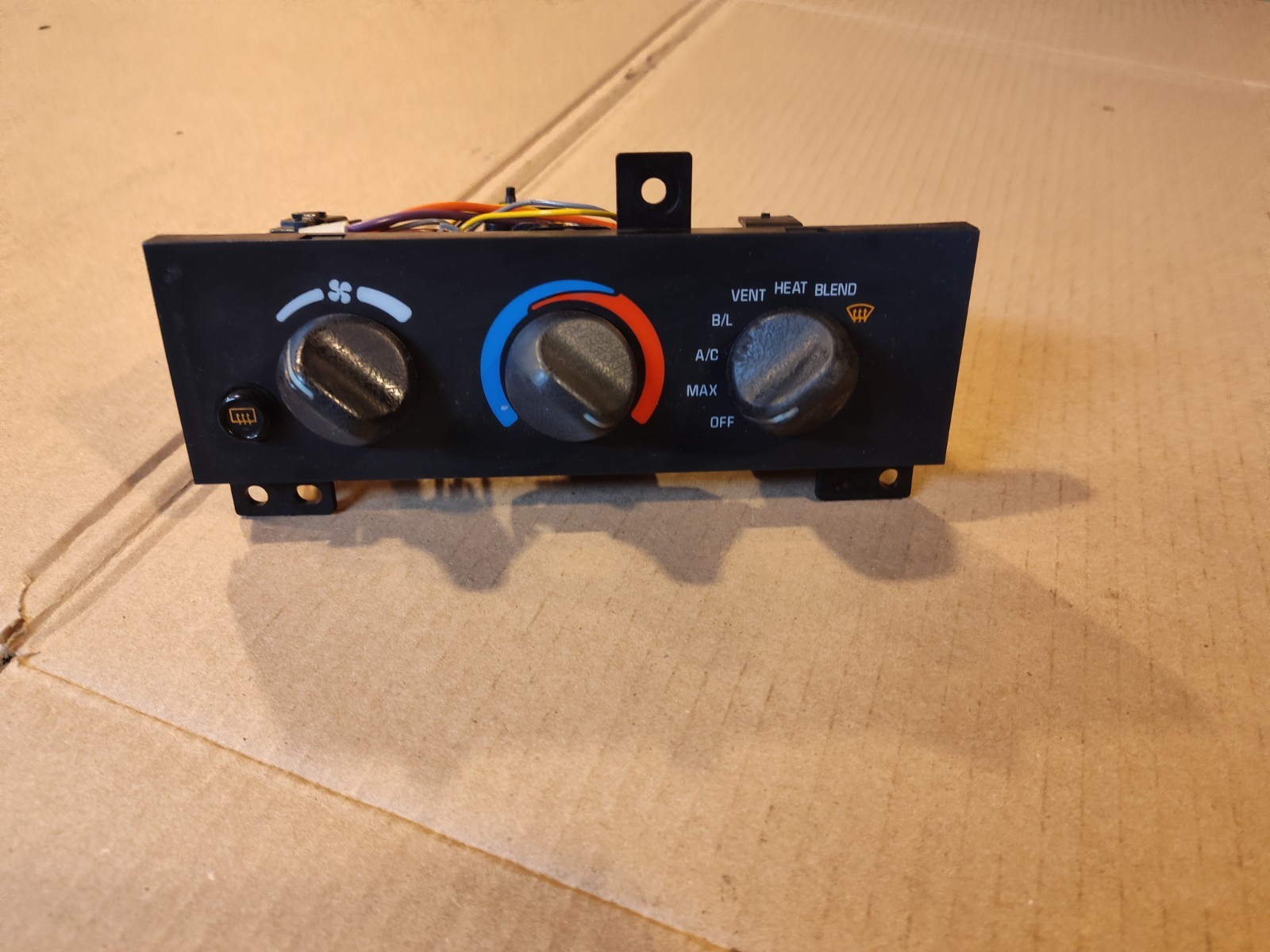 Picture 1 of 4