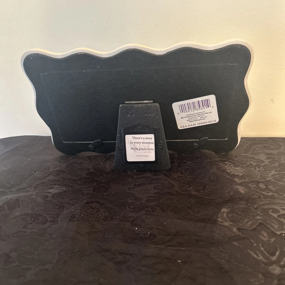 Marco de fotos de cerámica Hallmark Signature “Then & Now” contiene dos fotos 3x3 Foto 3 de 4