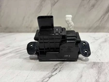 2019 2023 HYUNDAI SANTA FE TRUNK LOCK ACTUATOR MOTOR OEM REAR LIFT GATE LATCH