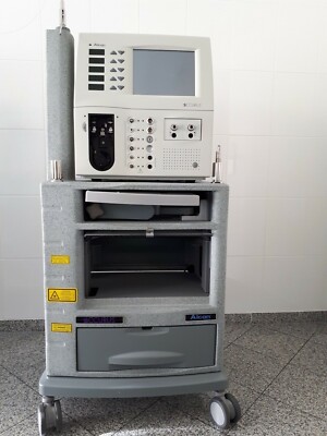 Alcon Accurus 800 CS Phacoemulsifier Virectomie Phaco