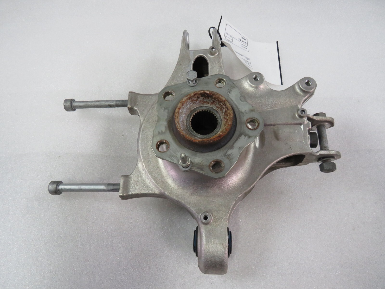Ferrari Portofino, LH, Left, Rear Knuckle, w/ Hub, Used, P/N 339247