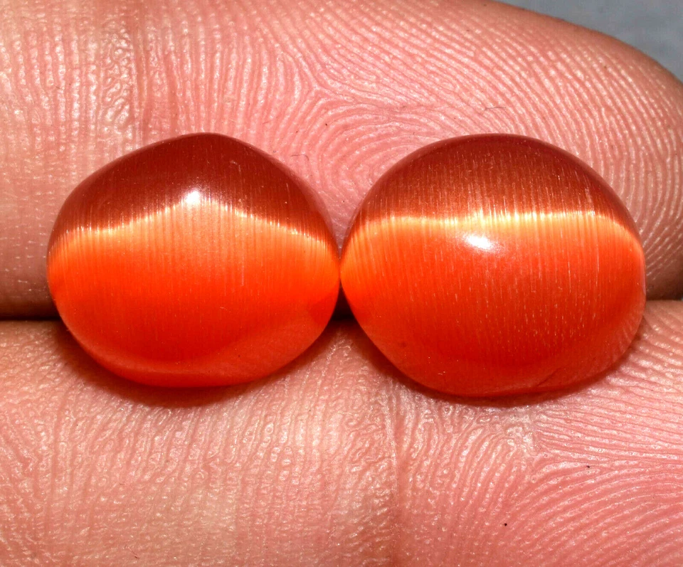 Pair Of 14.85 Ct Lab-Grown Orange Cat's Eye Rarest Quartz Gems for Jewelry Use - Image 2 of 3