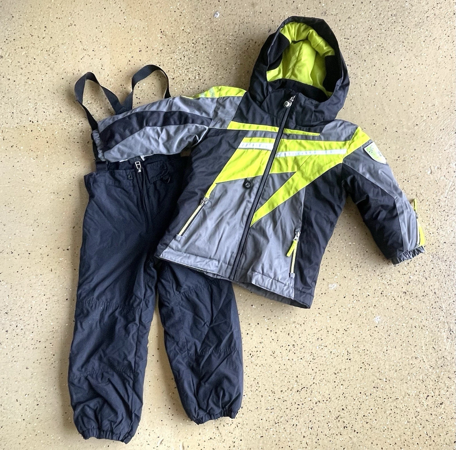 OBERMEYER Boys Waterproof Ski Snowboard SET - Hooded Jacket & Snow Bibs sz 5