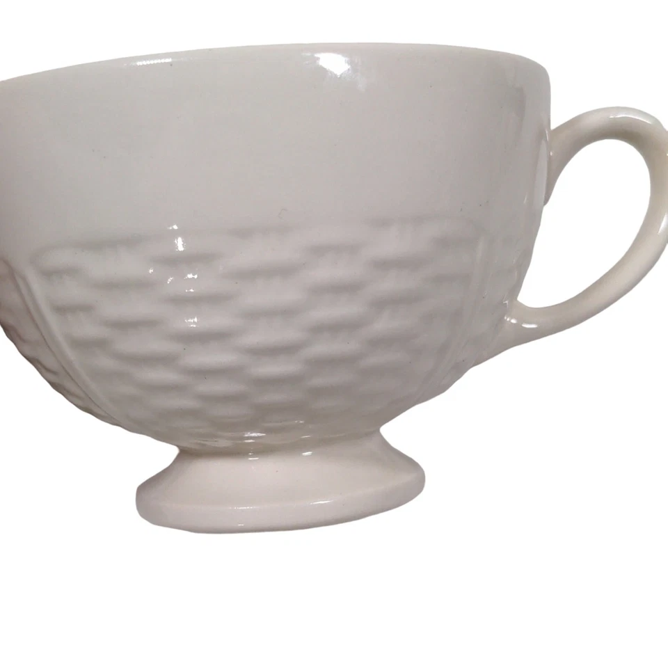 wedgewood of etruria barlaston footed willow weave tea cup set of 7 - Image 3 of 4