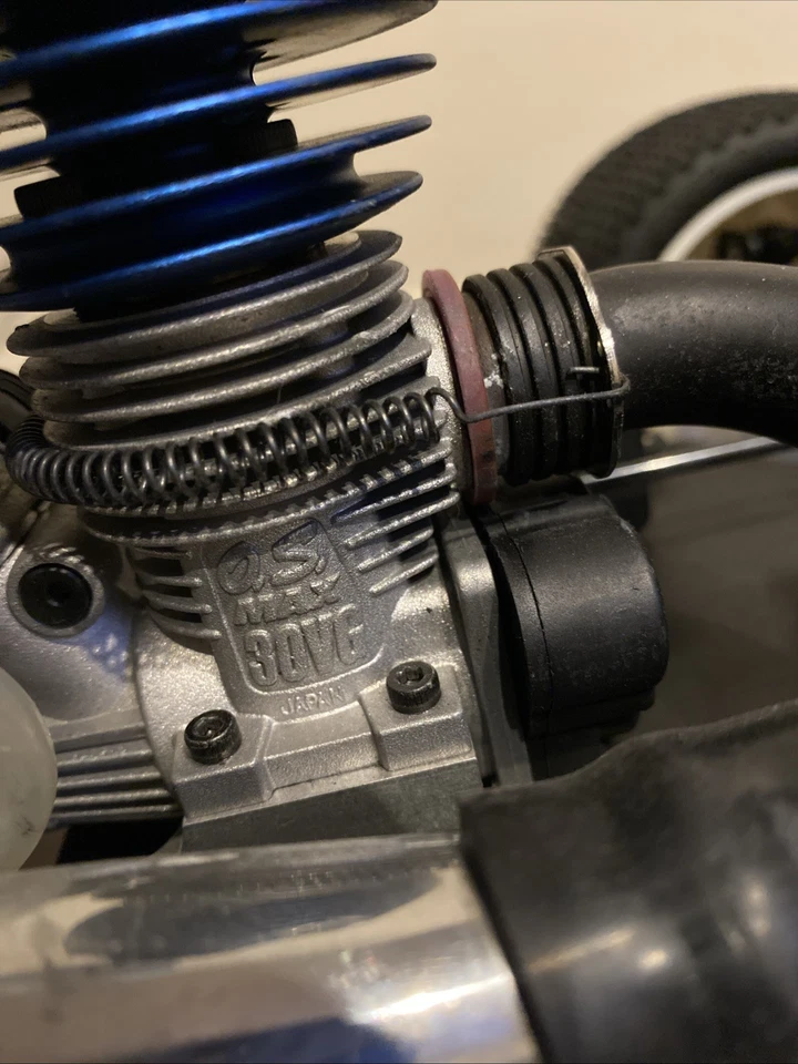 Truggy Team Losi 8ight OS Max 30vg ¡¡Súper limpio!!! Foto 3 de 4