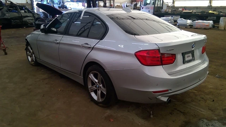 Alternator 170 Amp Fits 12-18 BMW 320i 6818581 Foto 3 de 4