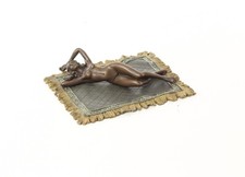 Erotische Bronzefigur,Sinnlichkeit,  weiblicher Akt, Erotikfigur, Nacktfigur