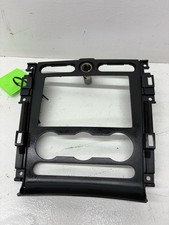 05 - 09 Ford Mustang Gt Ac Heater Control Radio Bezel Accessory Plug 05 - 09 Ford Mustang Gt Ac Heater Control Radio Bezel Accessory Plug