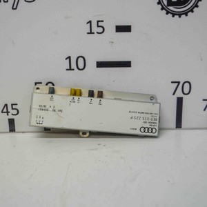 AUDI A4 Avant 8ED, B7 Antennenverstärker  8E9035225P 2.0 Diesel 103kw 11523844